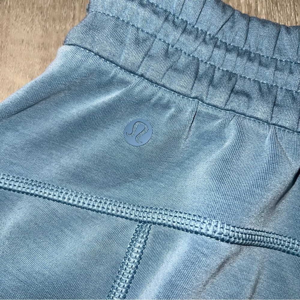 Lululemon Softstreme High Rise Short - Picture 6 of 7